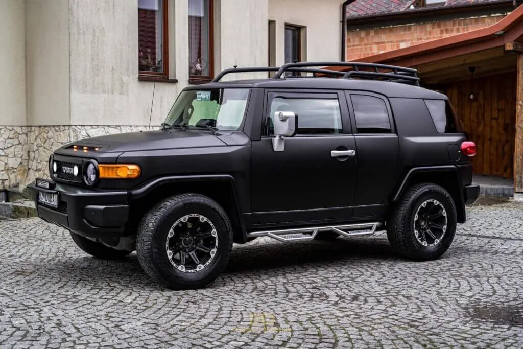 TOYOTA FJ – ZMIANA KOLORU FOLIĄ - TOYOTA FJ ZMIANA KOLORU