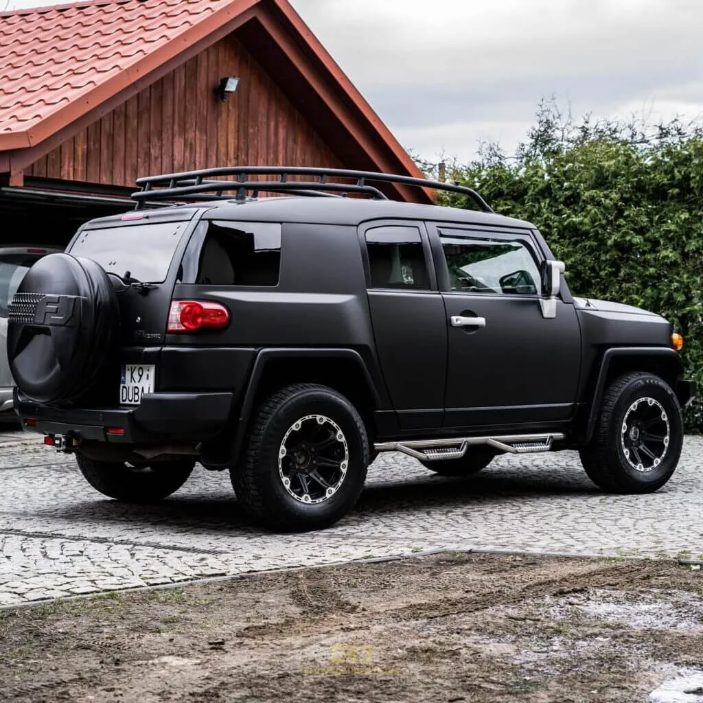 TOYOTA FJ – ZMIANA KOLORU FOLIĄ - TOYOTA FJ ZMIANA KOLORU
