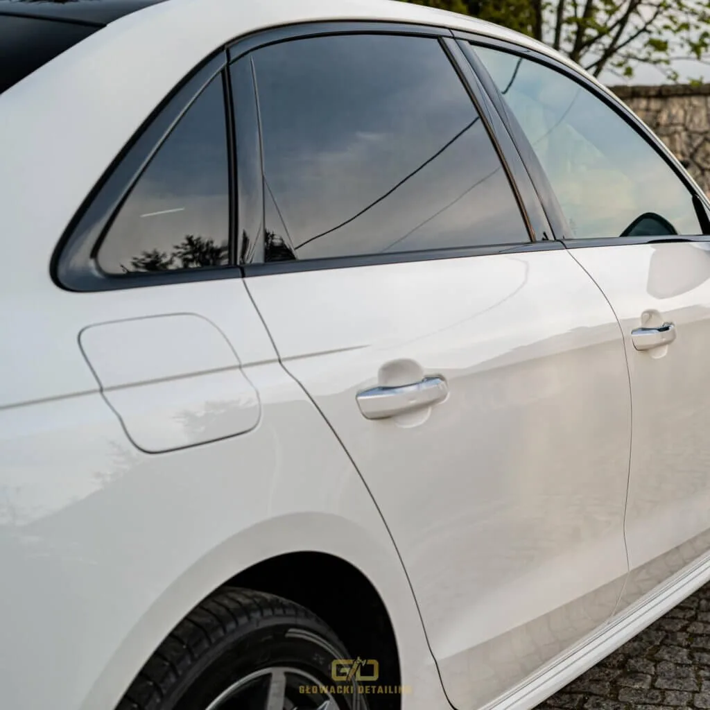 AUDI A4 BEZBARWNA FOLIA PPF + POWŁOKA CERAMICZNA - AUDI A4 FOLIA PPF CERAMIKA