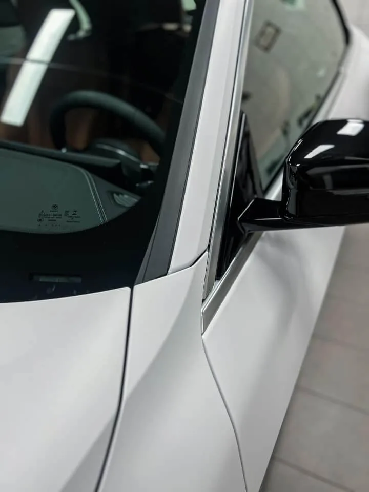 ZMIANA KOLORU FOLIA  BMW NA BIAŁY MAT - ZMIANA KOLORU BMW NA BIALY MAT11