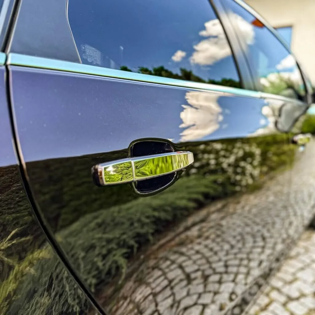 KOREKTA LAKIERU + POWŁOKA ELASTOMEROWA - KOREKTA LAKIERU ELASTOMER