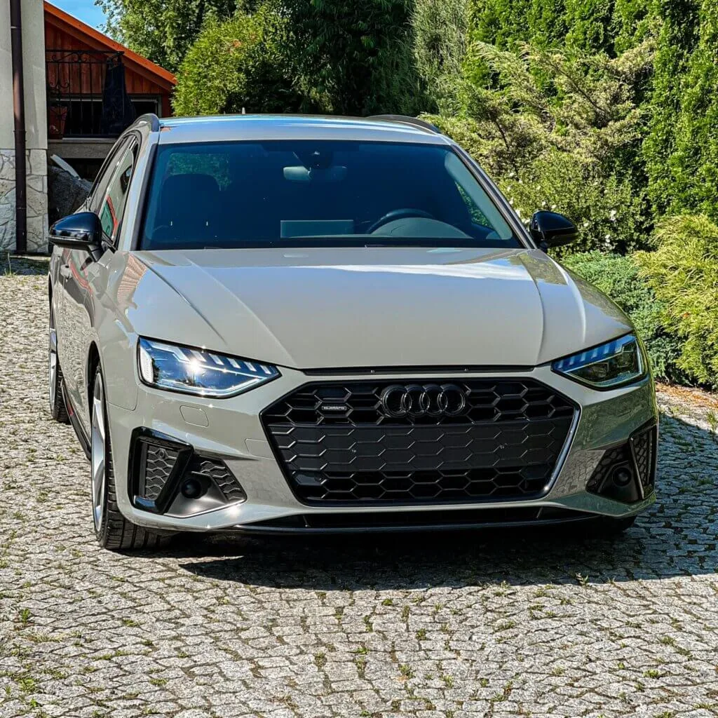 BEZBARWNA FOLIA PPF + CERAMIKA AUDI A4 - FOLIA PPF CERAMIKA