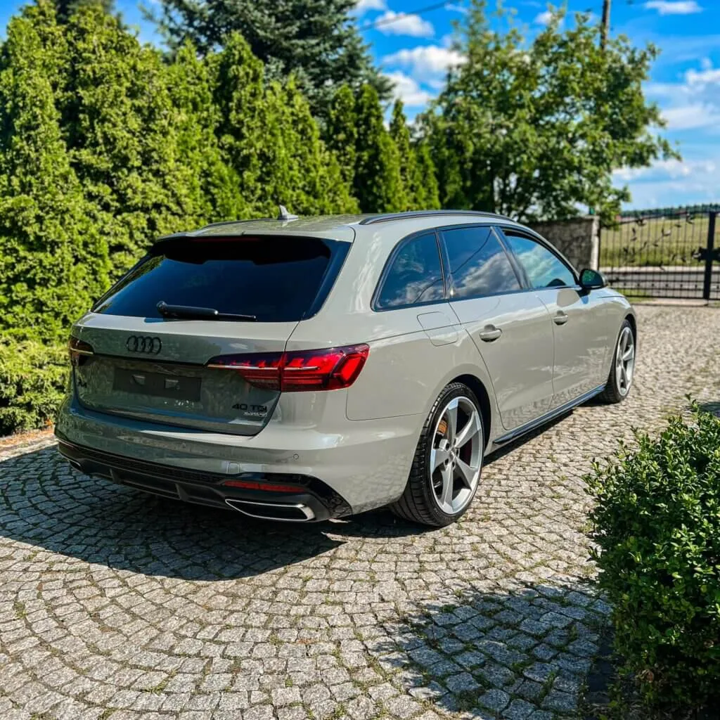 BEZBARWNA FOLIA PPF + CERAMIKA AUDI A4 - FOLIA PPF CERAMIKA