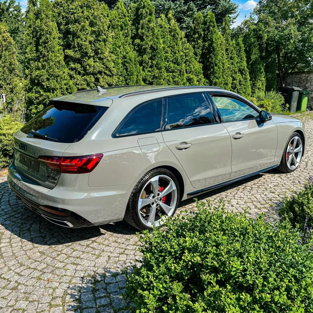 BEZBARWNA FOLIA PPF + CERAMIKA AUDI A4 - FOLIA PPF CERAMIKA