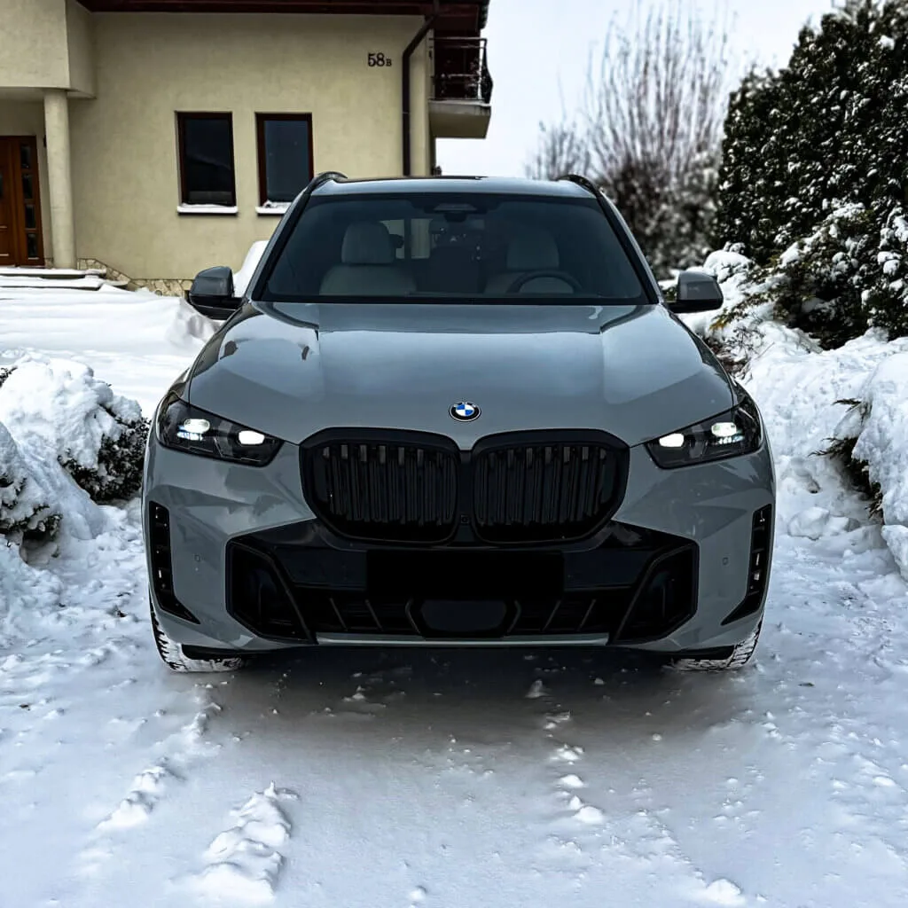 BEZBARWNA FOLIA OCHRONNA PPF BMW X5 – OCHRONA LAKIERU - BEZBARWNA FOLIA OCHRONNA PPF BMW X5 OCHRONA LAKIERU ZABEZPIECZE