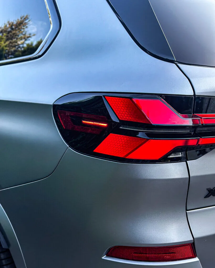 BMW X5 SKYSCARPER GREY ZABEZPIECZENIE LAKIERU FOLIA PPF - BEZBARWNA PPF FOLIA OCHRONNA PPF BMW X5 SKYSCARPER GREY FOLIA MATOW