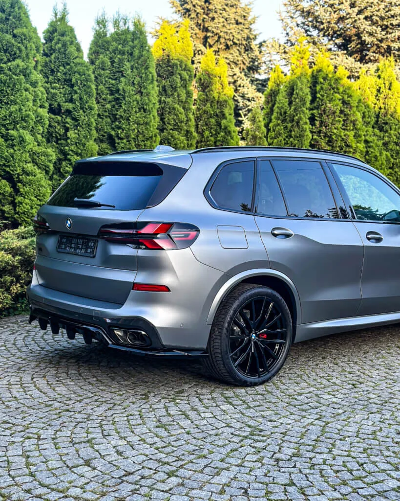 BMW X5 SKYSCARPER GREY ZABEZPIECZENIE LAKIERU FOLIA PPF - BEZBARWNA PPF FOLIA OCHRONNA PPF BMW X5 SKYSCARPER GREY FOLIA MATOW
