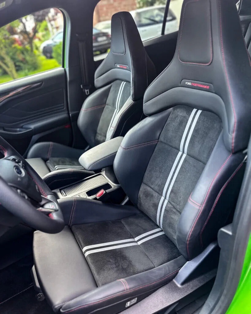 BEZBARWNA FOLIA PPF + POWŁOKA CERAMICZNA FORD FOCUS ST 2024 - 03476345 EF2A 41BB 965B 7A556464F7C