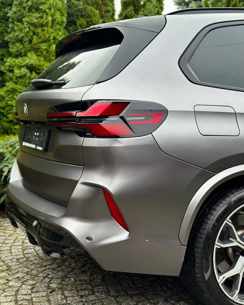 BMW X5 Zmiana koloru folią - BMW X5 Zmiana koloru folia