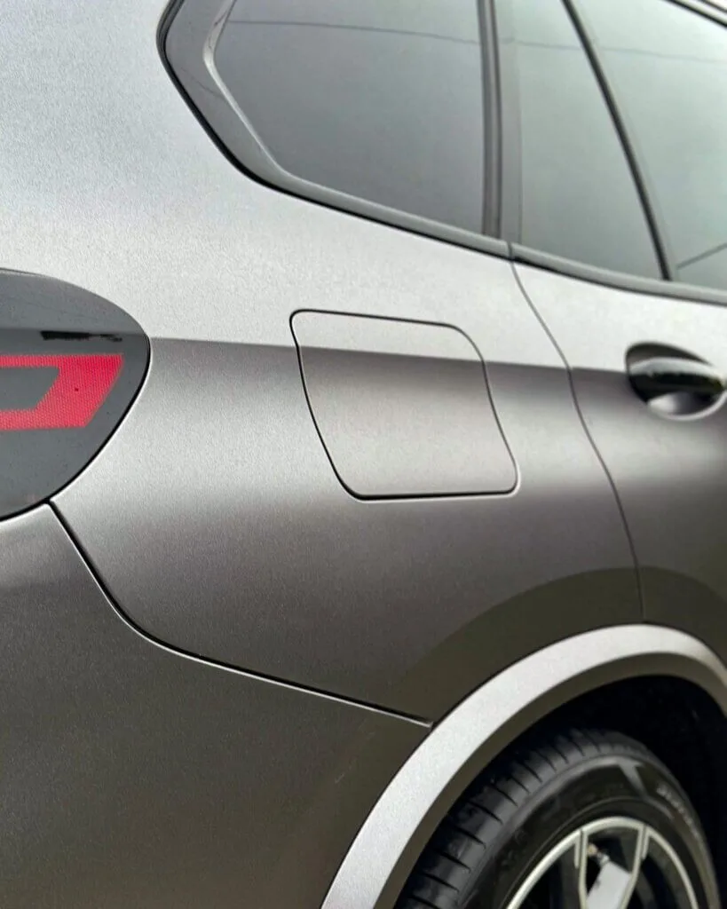 BMW X5 Zmiana koloru folią - BMW X5 Zmiana koloru folia