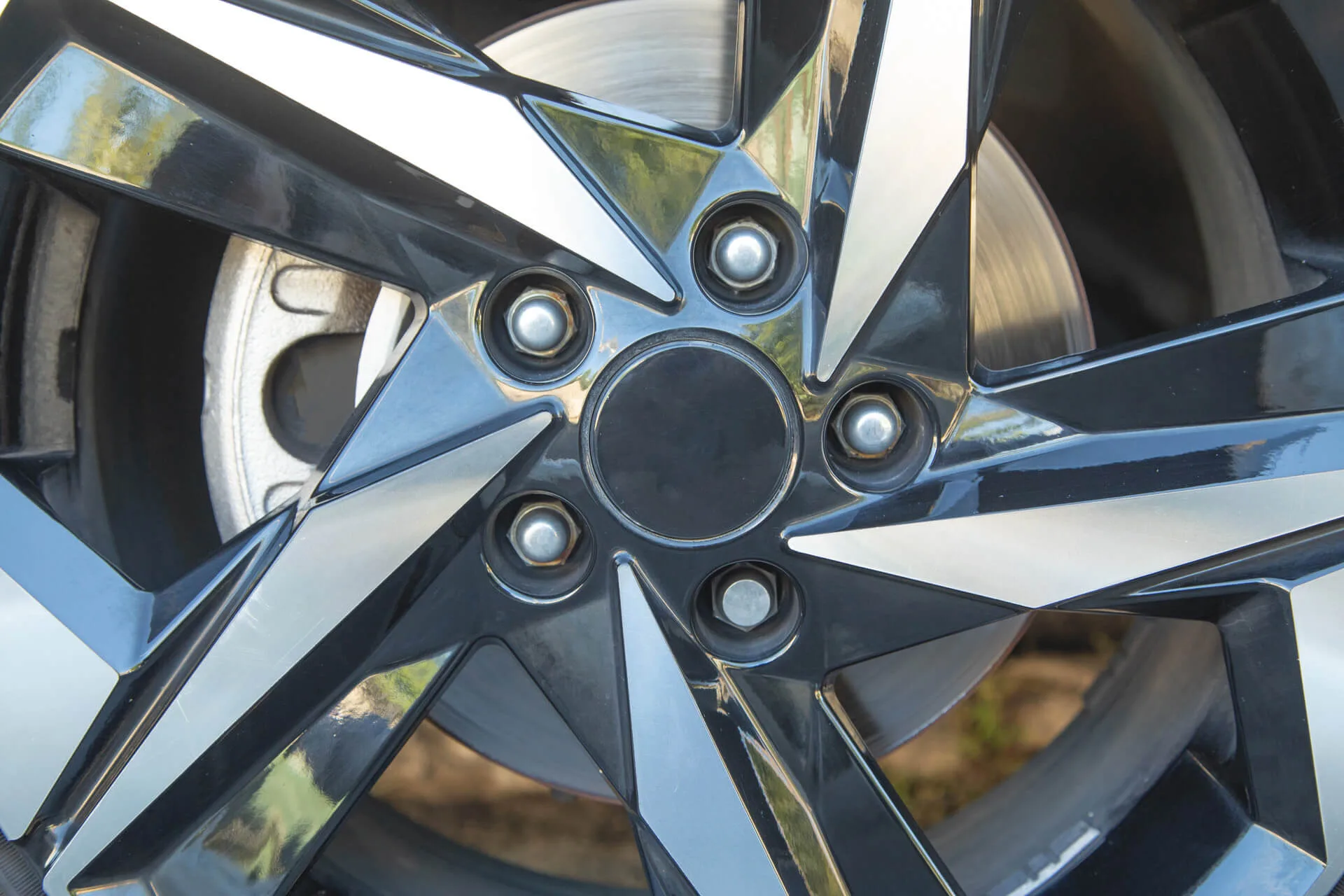 Jak zabezpieczyć felgi aluminiowe przed korozją