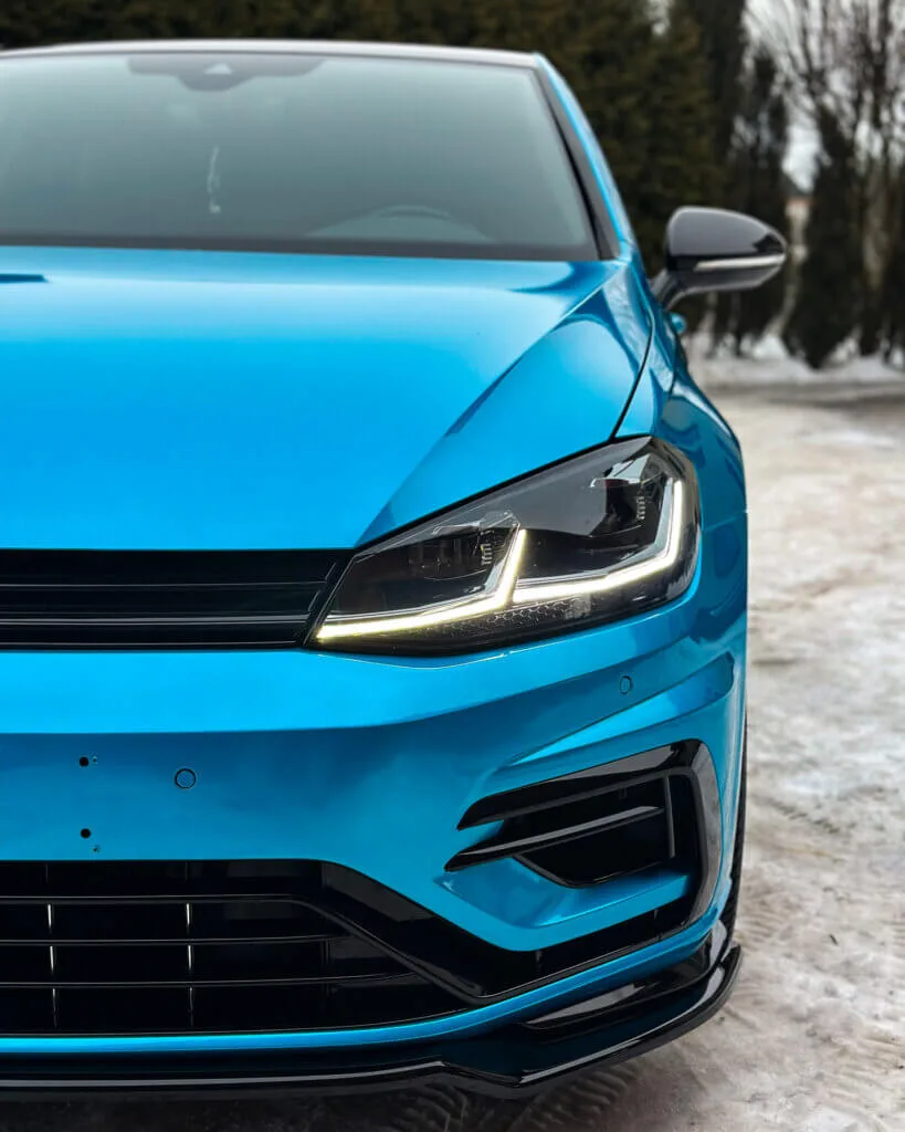 VW Golf R Zmiana Koloru Folią Winylową - VW Golf R Zmiana Koloru Folia Winylowa