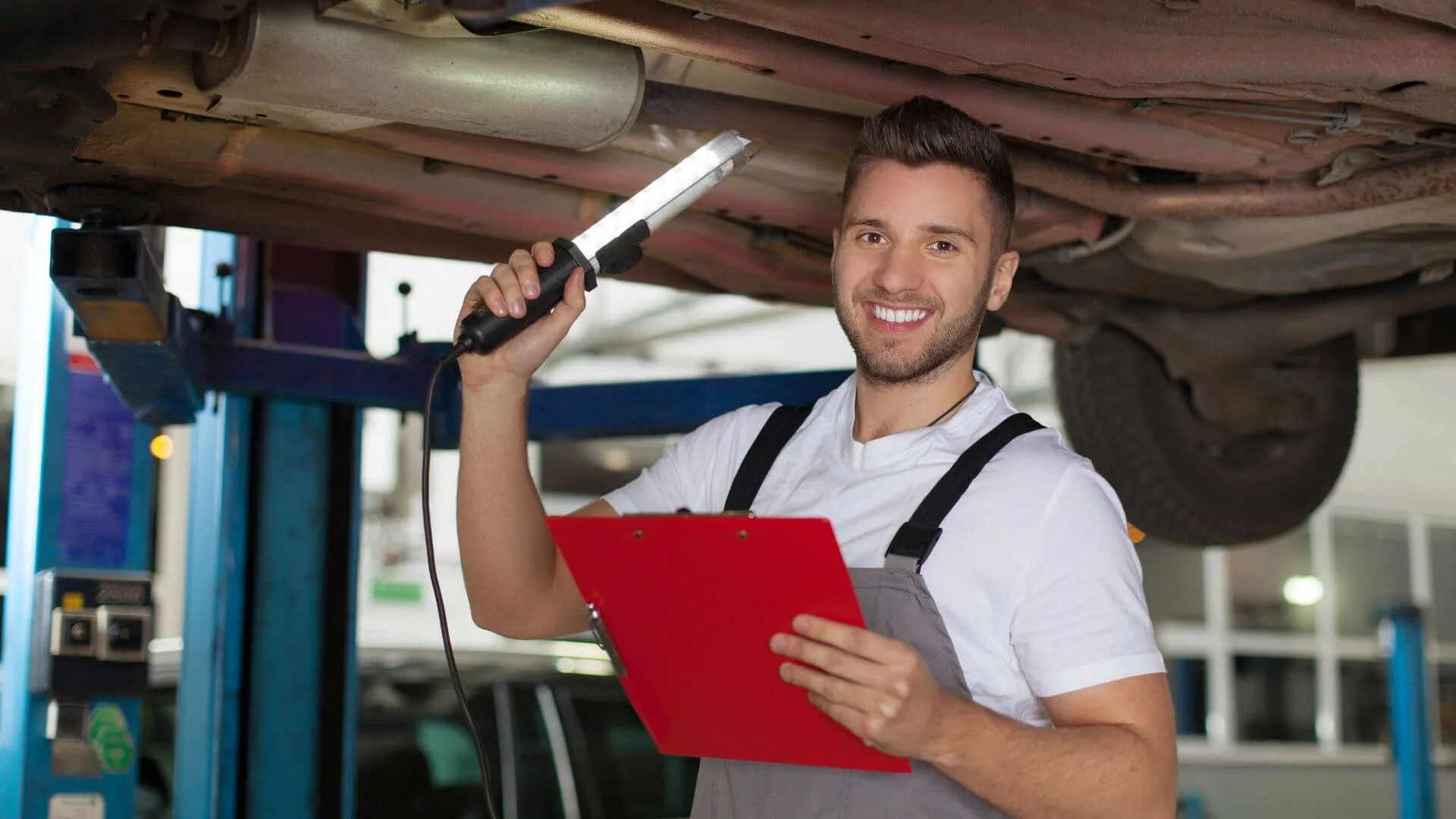 Od czego zależy cena konserwacji podwozia
