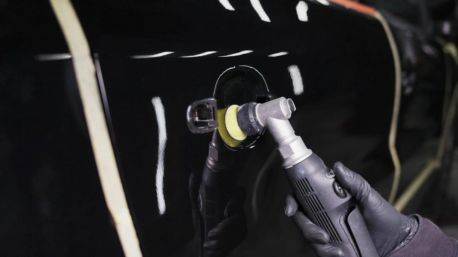 Czy Samodzielne Polerowanie Lakieru Samochodu to Dobry Pomysł