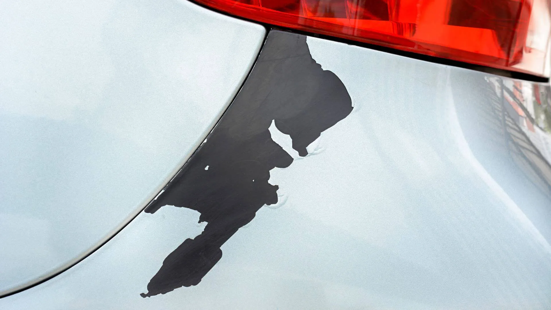 Najczęstsze Defekty Lakieru samochodowego