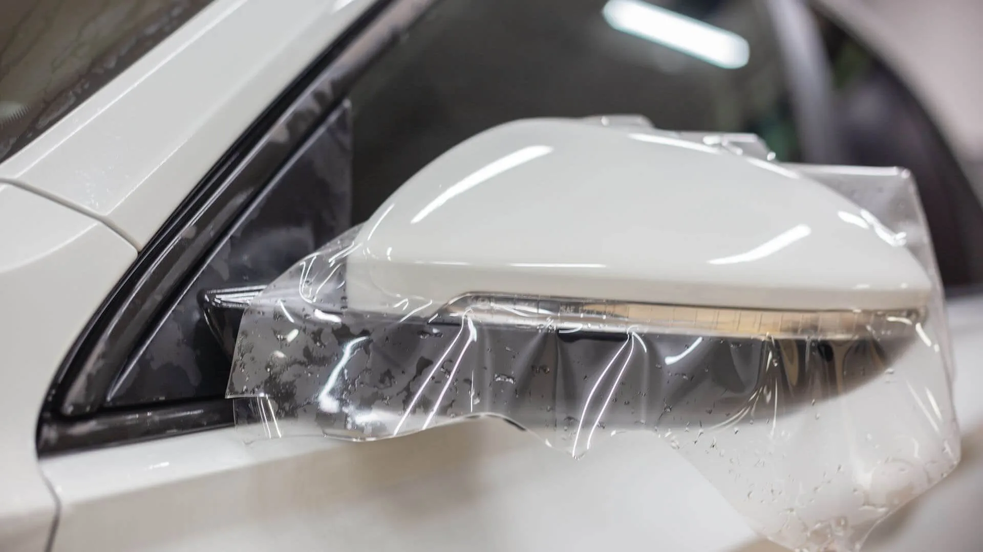 Jak dbać o auto oklejone folią ppf