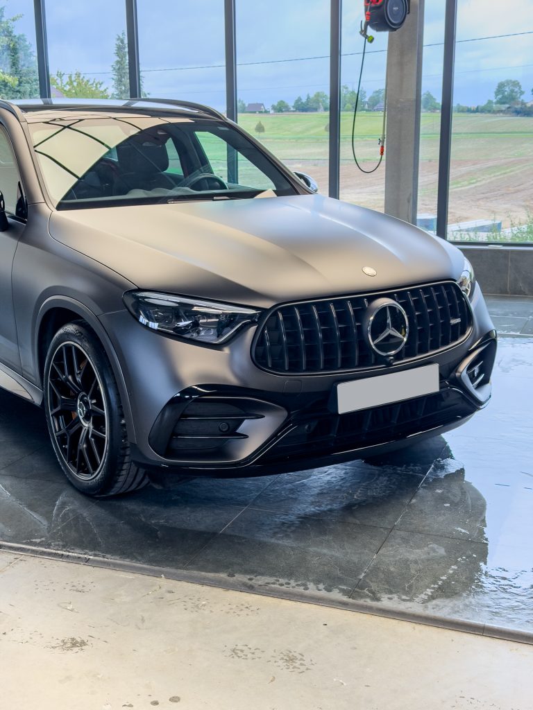 Mercedes GLC 2026 full body PPF matt – przód i grill AMG