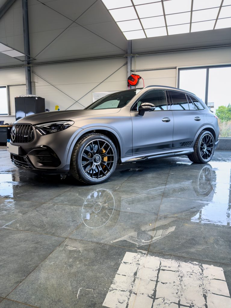 Mercedes-AMG GLC 63 S matowa folia PPF – bok auta