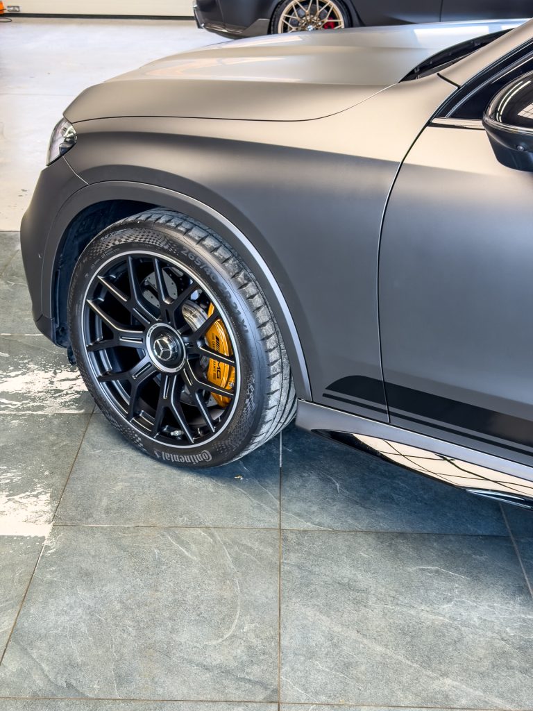Mercedes GLC powłoka ceramiczna na felgi – przednie koło