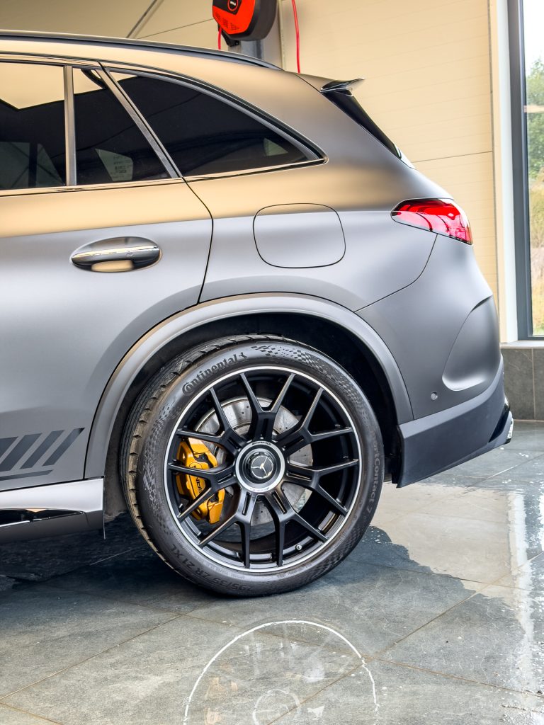 Mercedes-AMG GLC 63 S matowa folia PPF – tylne nadkole