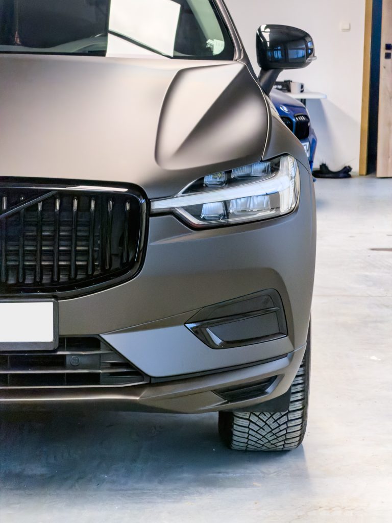 Volvo XC60 – zderzak przedni po dechromingu – Głowacki Detailing