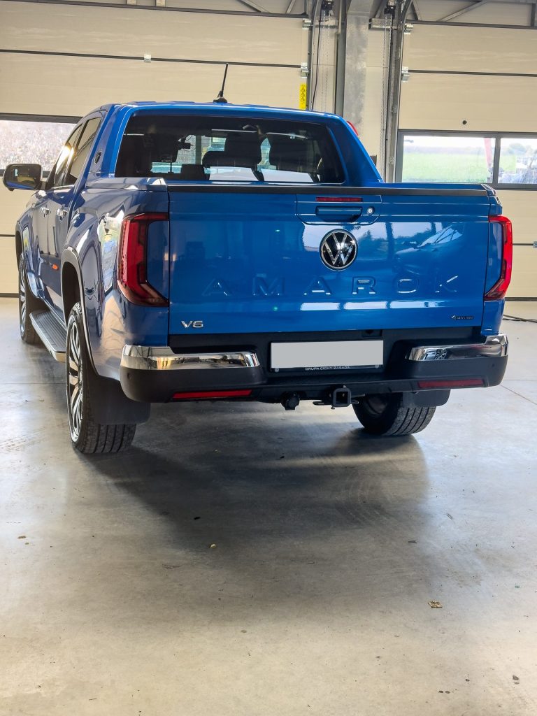 VW Amarok po korekcie lakieru – klapa skrzyni ładunkowej – Głowacki Detailing