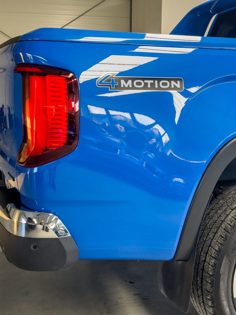 VW Amarok 4MOTION – lampa i lakier po korekcie – Głowacki Detailing